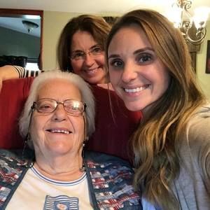 Meet your Posher, Candice